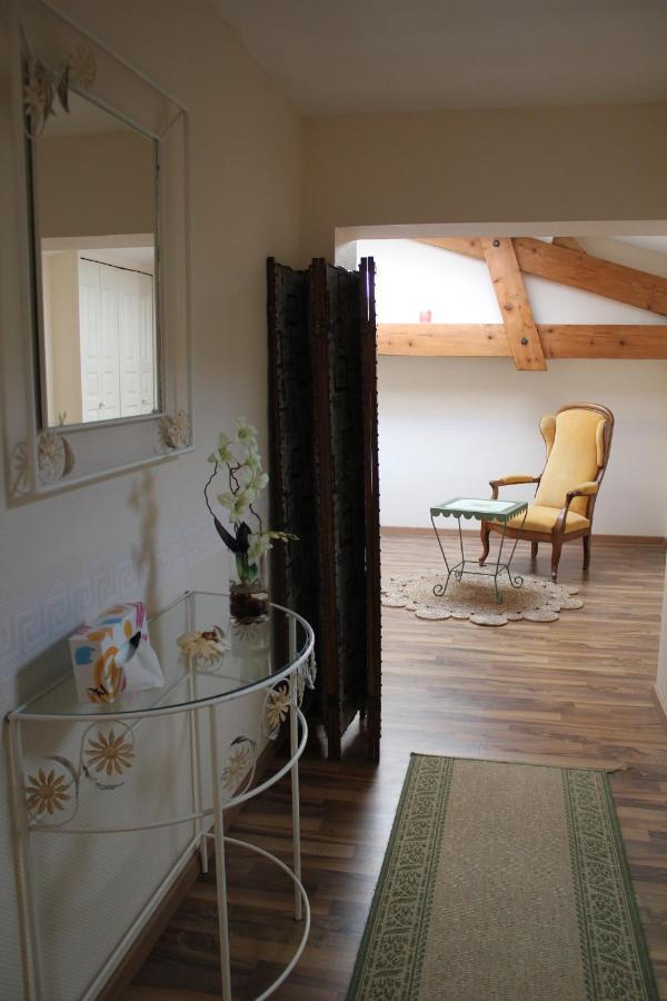 Les Charmes De Vincent - Le Loft Cabernet Bed & Breakfast Fronsac  Ngoại thất bức ảnh